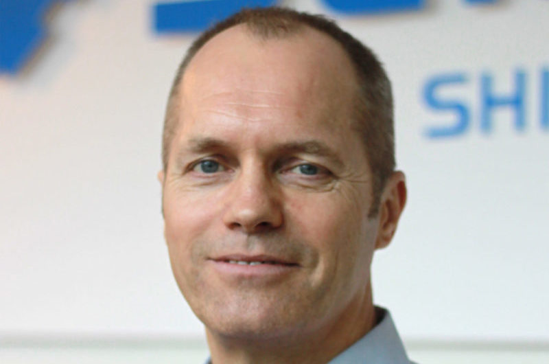 How to reduce plastic packaging wall thickness by 25% using injection compression moulding