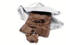 Finding flat flakes in foods