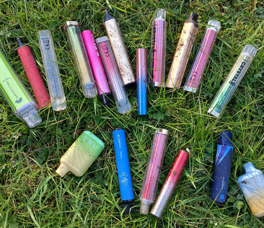 Vapes