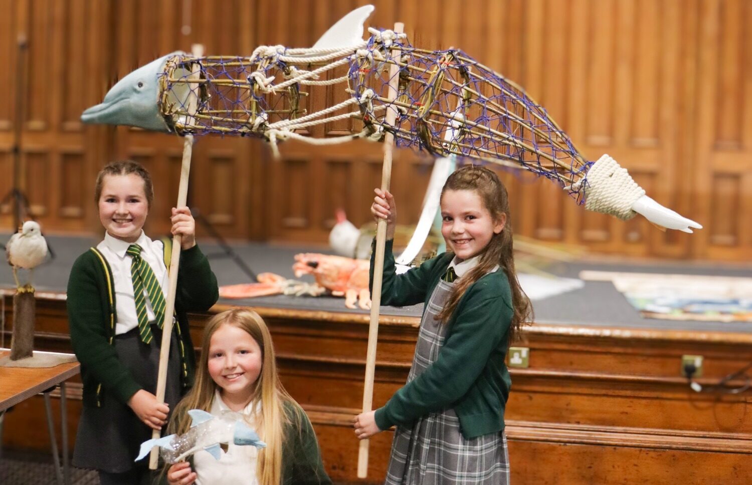 Pupils with the puppets