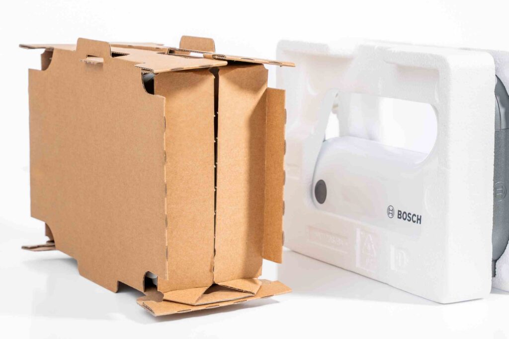 Corrugated cardboard packaging