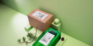 E-commerce packaging with labelling