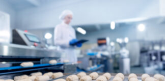 Technologist ensures quality in puff pastry bun manufacturing process