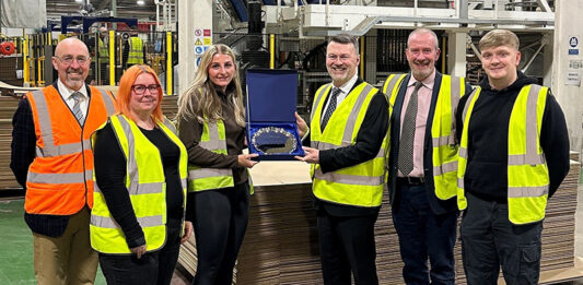 Ribble Packaging receiving the Supplier of the Year accolade. Image credit: Macfarlane Packaging
