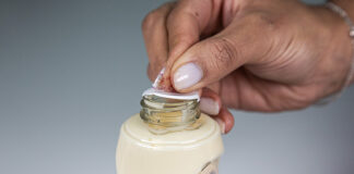Selig Lift ‘n’ Peel lid