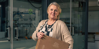 Jo Bradley, Packsize