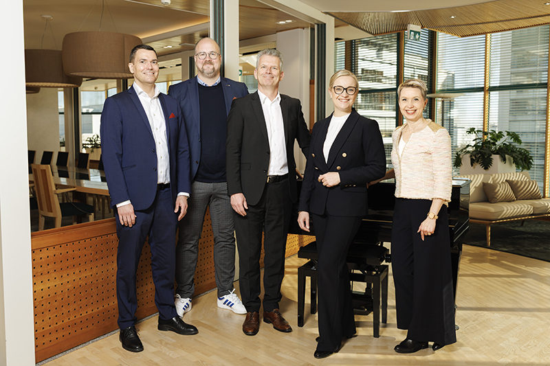 Metsä Board and HEIDELBERG teams